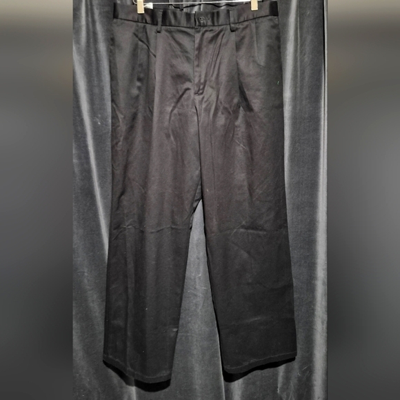 Men's Black Dress Pants - Picture 1 of 4